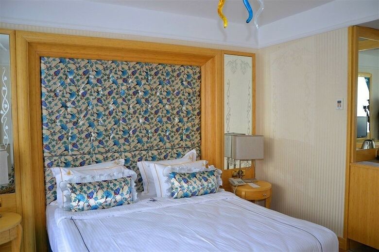 Bvs Bosphorus Resort Hotel & Spa