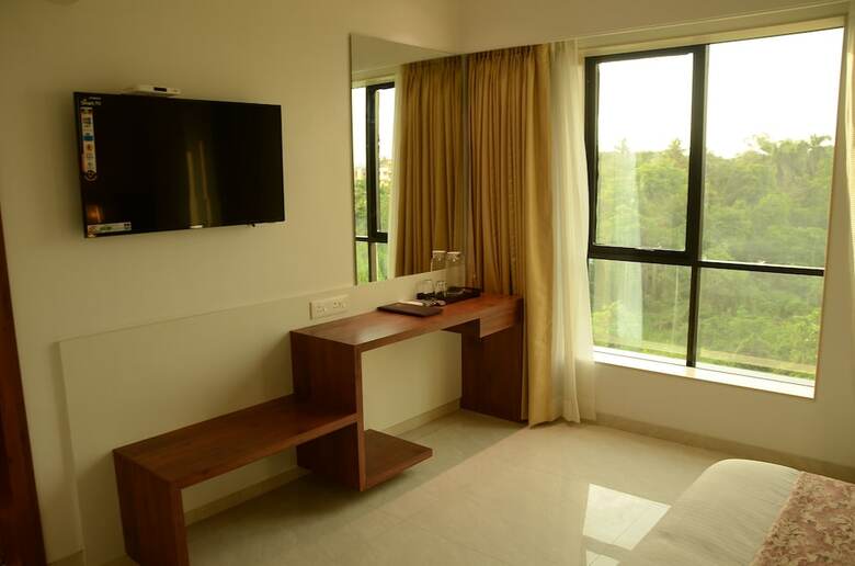 Hotel Srikrishna Paradise