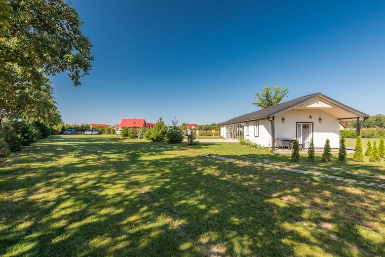 Hotel Domki Letniskowe Uzenabow