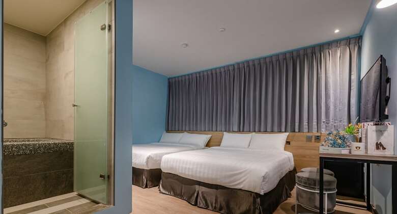 Prince Hotel