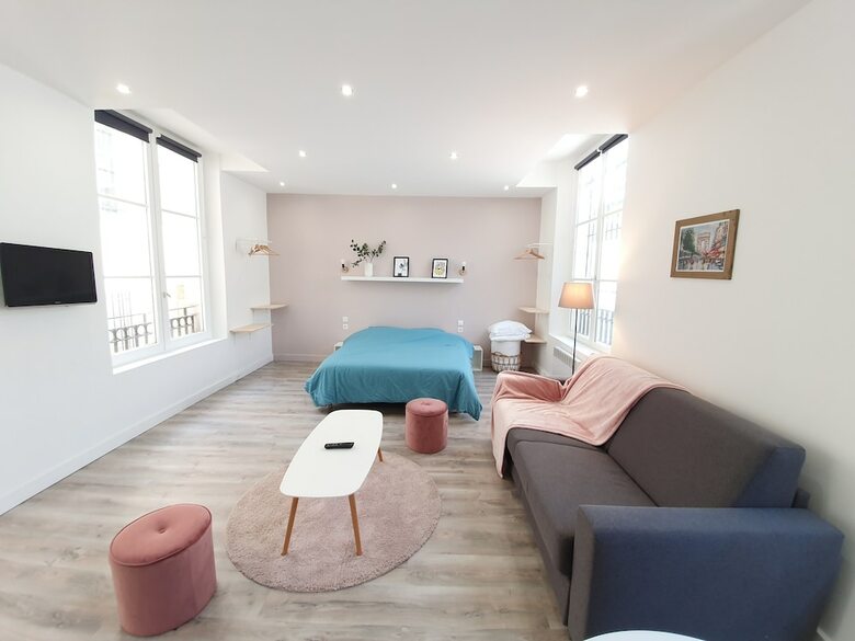 Home Sweet Home - Marais