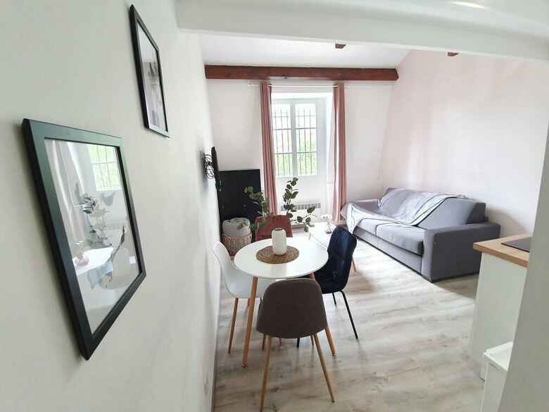Home Sweet Home - Marais