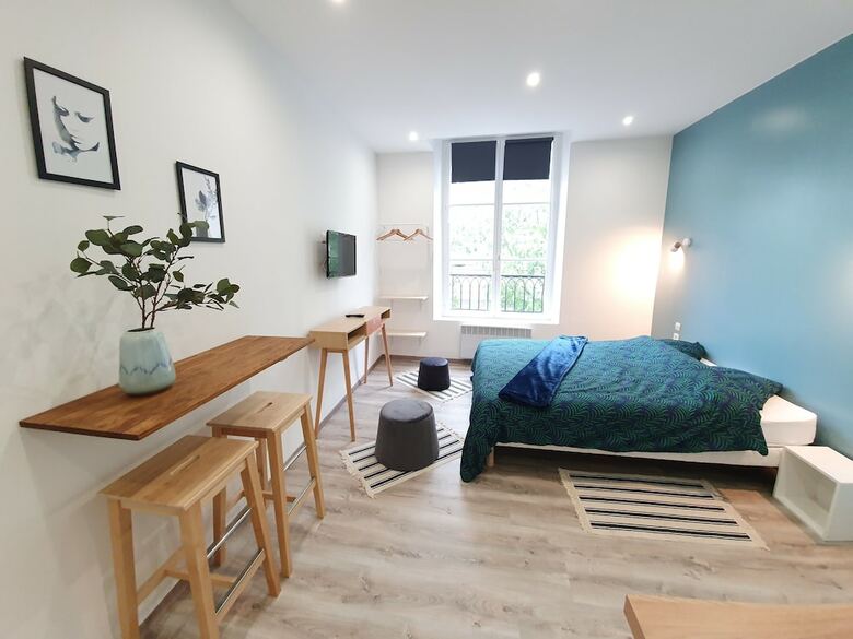 Home Sweet Home - Marais
