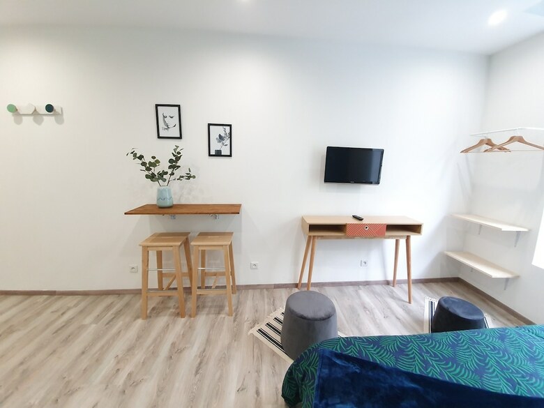 Home Sweet Home - Marais