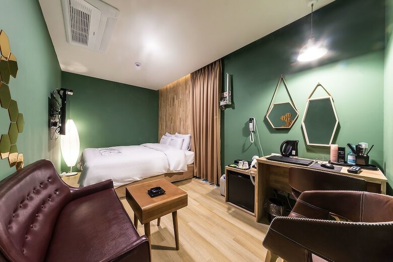 Pyeongtaek Sevilla Hotel
