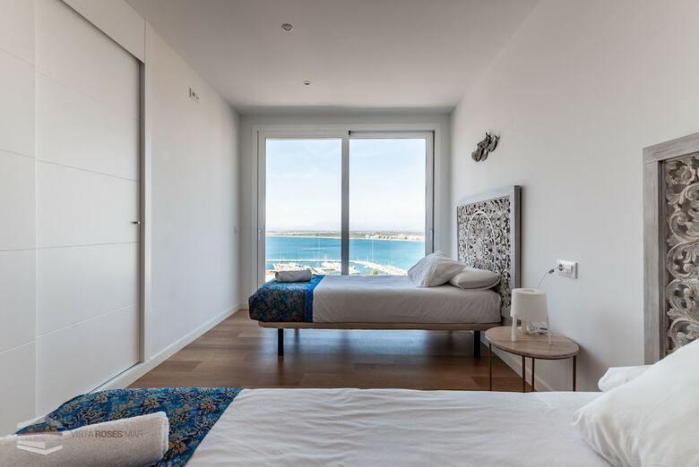 Apartamentos Vista Roses Mar - Cap Ponent