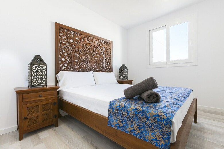Vista Roses Mar - Villas Batik