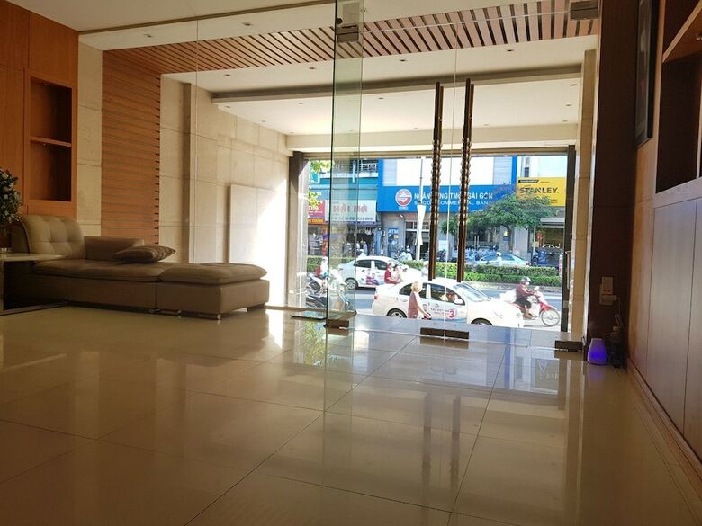 Van Ha Hotel