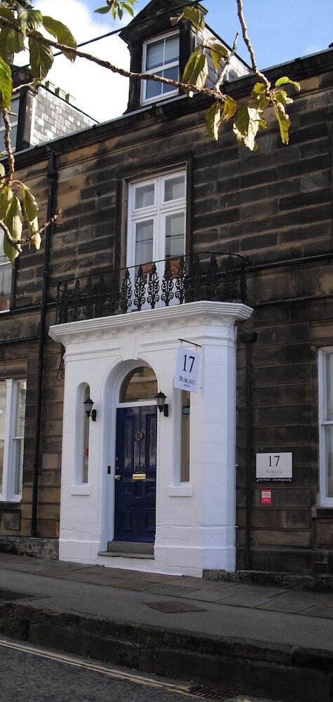 Bed & Breakfast 17 Burgate