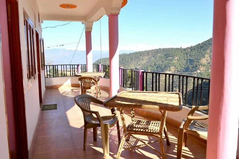 Hotel Taj Himalaya Khirsu
