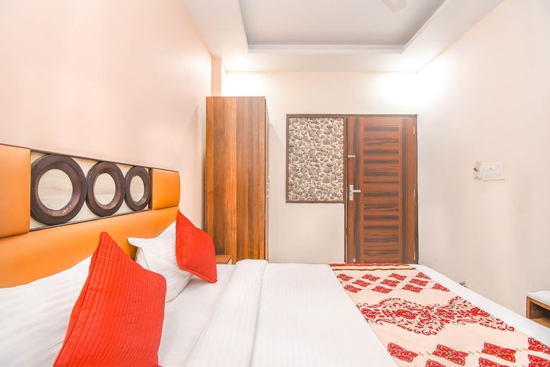 Hotel Reeve Inn