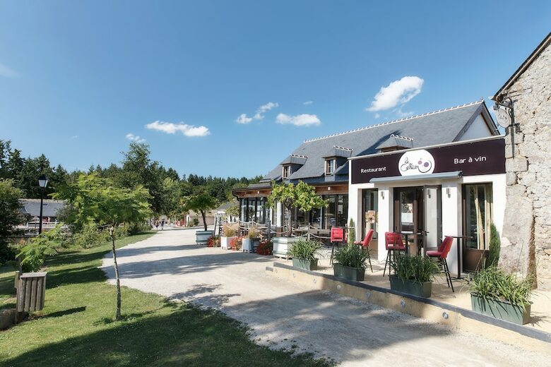 Domaine Des Ormes Home From Home