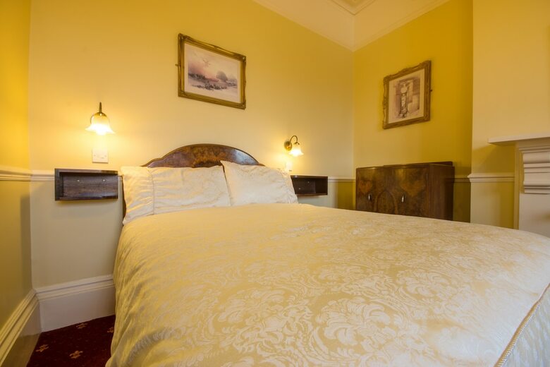 Hotel Roseleigh Guest House
