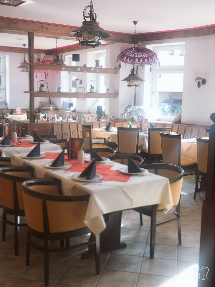 Haus Schlematal Hotel Und Restaurant