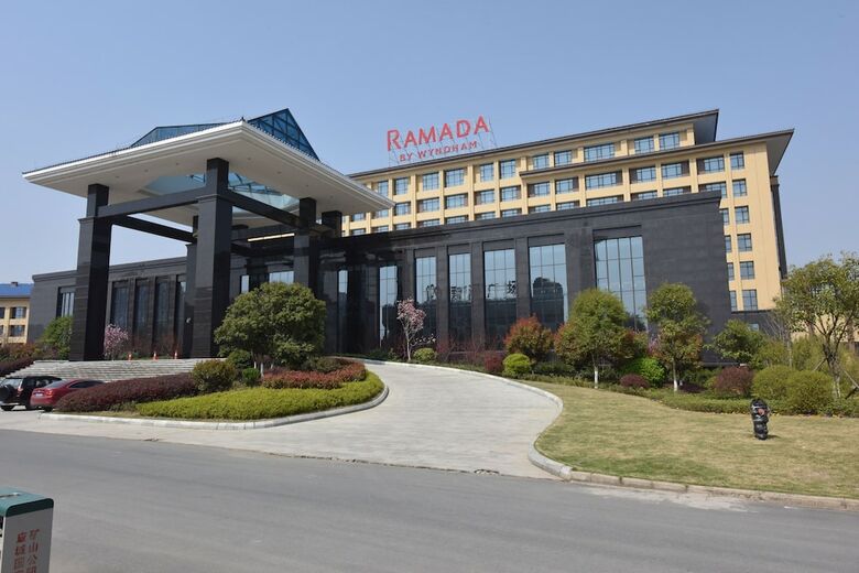 Hotel Ramada Wyndham Yingcheng