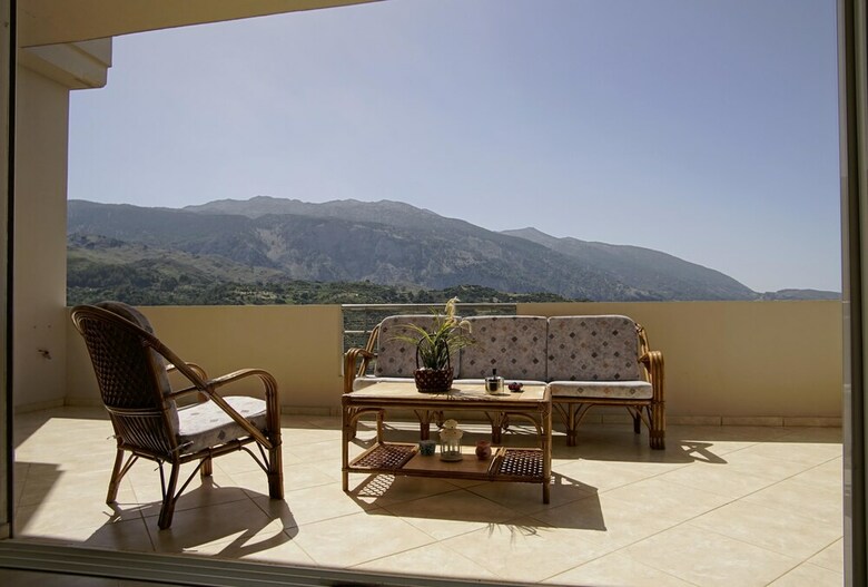 Aeolus Villa