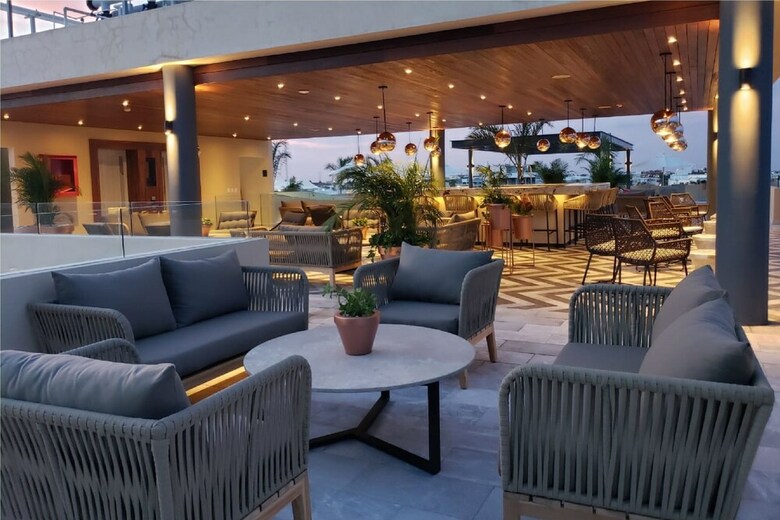 Hotel Singular Joy Downtown Residences