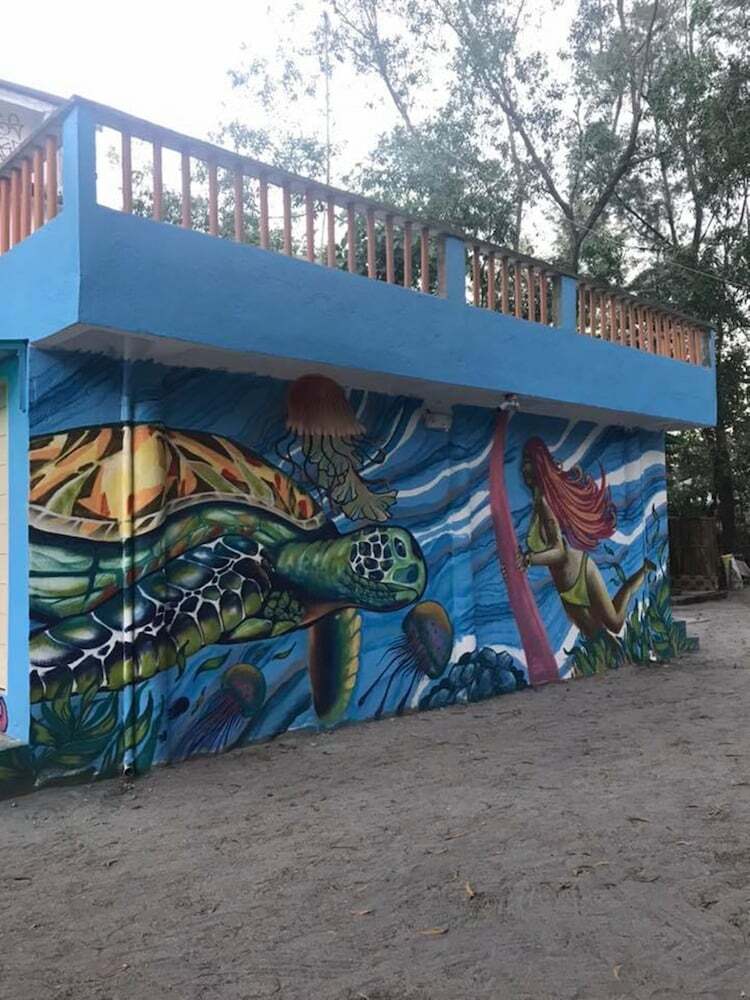 Hotel Surf Theori Resort