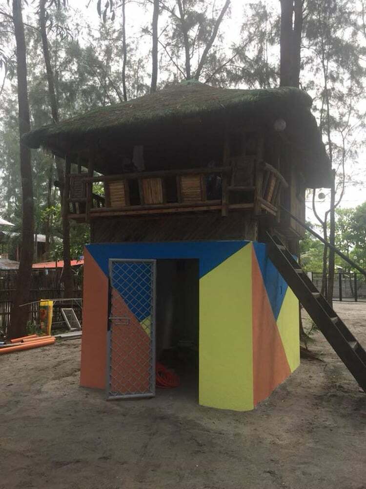 Hotel Surf Theori Resort