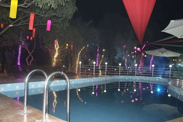 Hotel Gurugram Resort