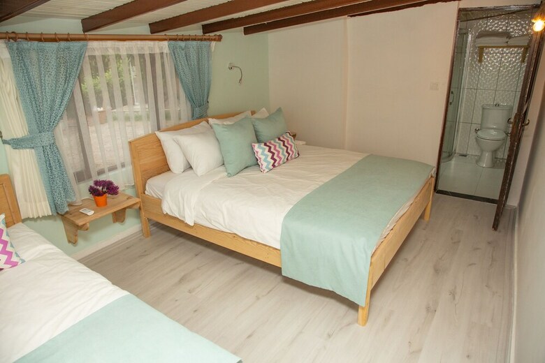 Hotel Kara Kedi Beach Bungalow