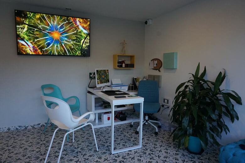Hostal Mad Nomad Hostel