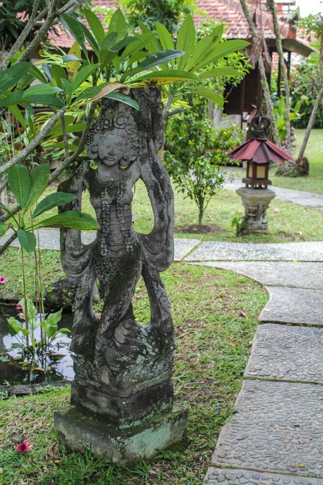Bed & Breakfast Villa Chempaka