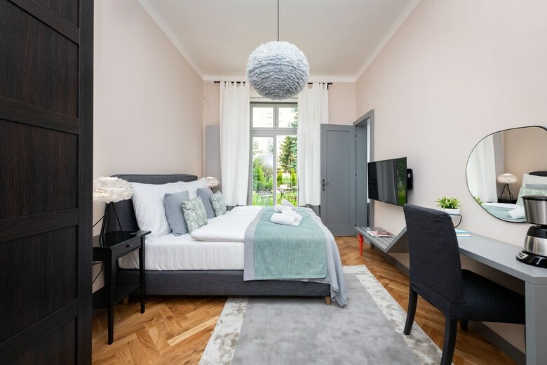 Aparthotel Empirent Garden Suites