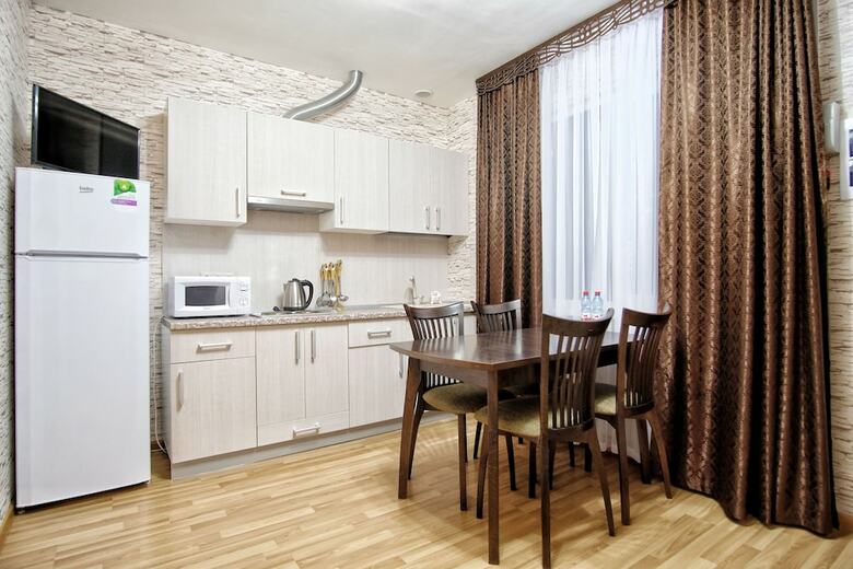 Azimut Hotel Prometey Nebug Tuapse