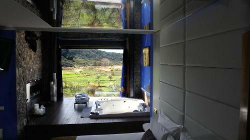 Suite Rural Carenas