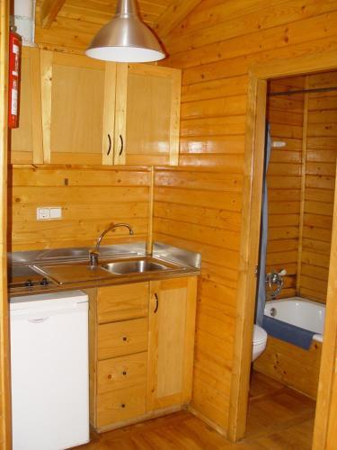 Caba�as De Madera Trefacio