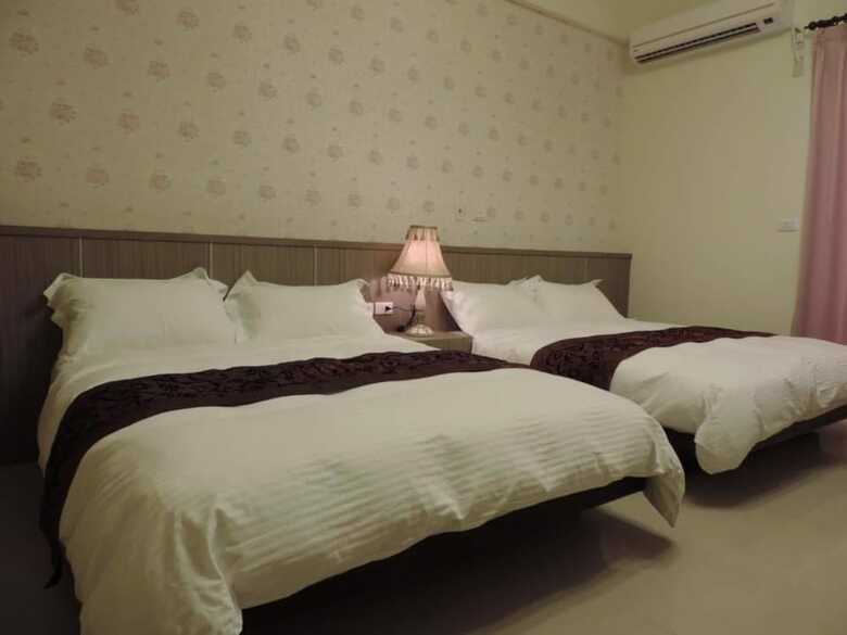 Hotel Happy Life B&B