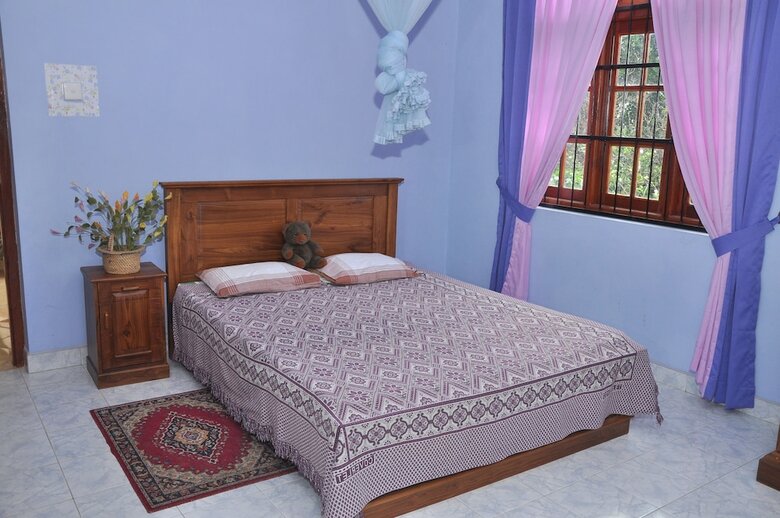 Hotel Springhill Homestay