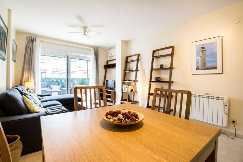 Apartamentos Paseo Del Sal�n