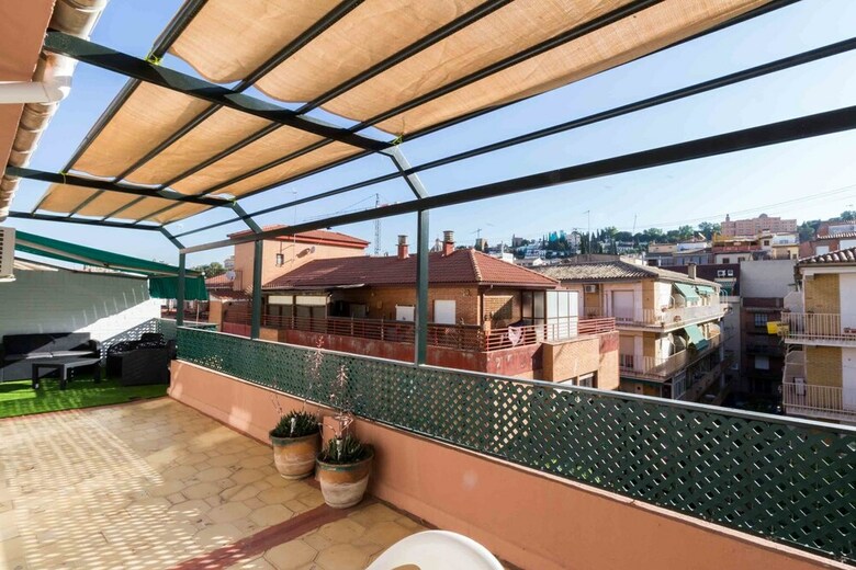 Apartamentos Paseo Del Sal�n
