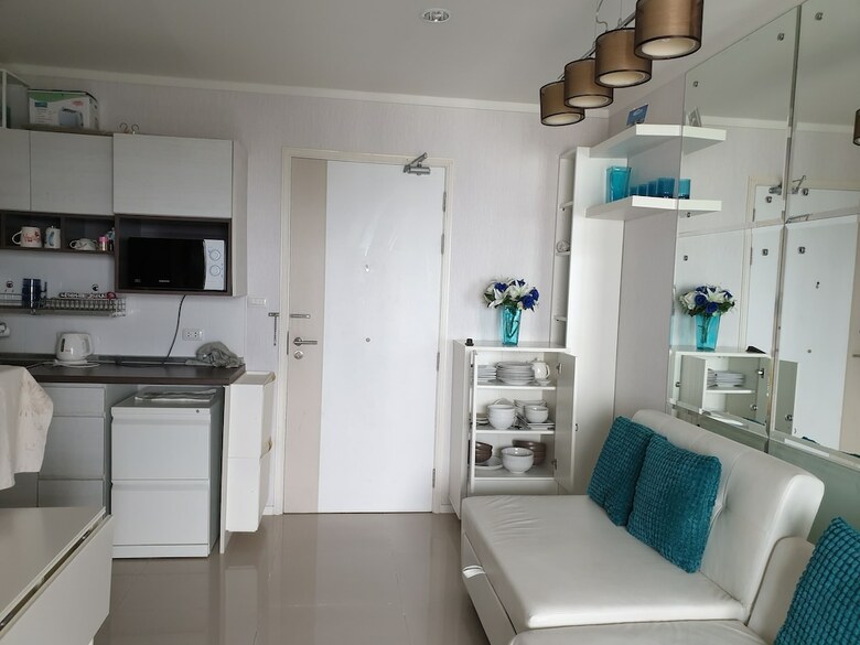Kosin Beach Room Pattaya