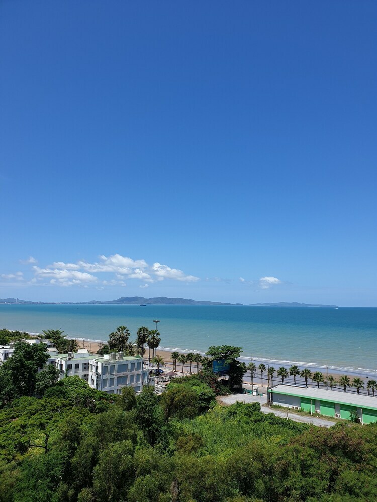 Kosin Beach Room Pattaya