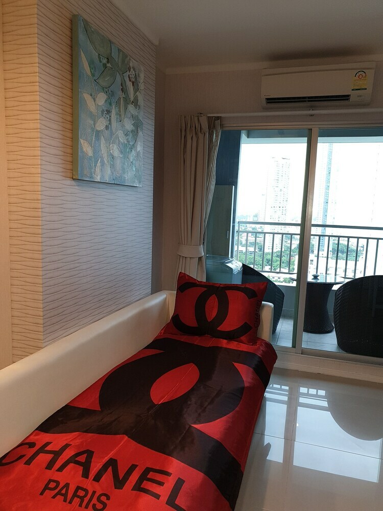 Kosin Beach Room Pattaya
