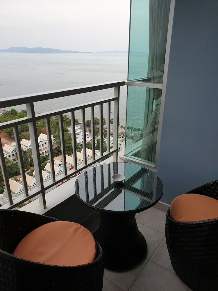 Kosin Beach Room Pattaya
