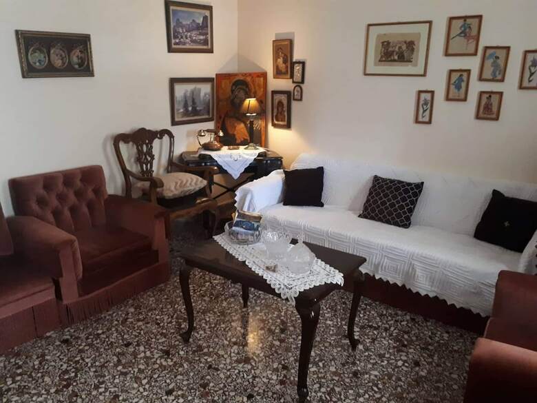 Meteora Vintage Old Traditional House
