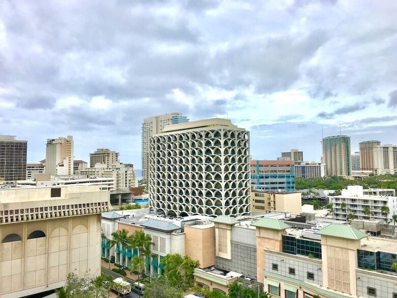 Marine Surf Condo/free Parking/free Wifi/ 14