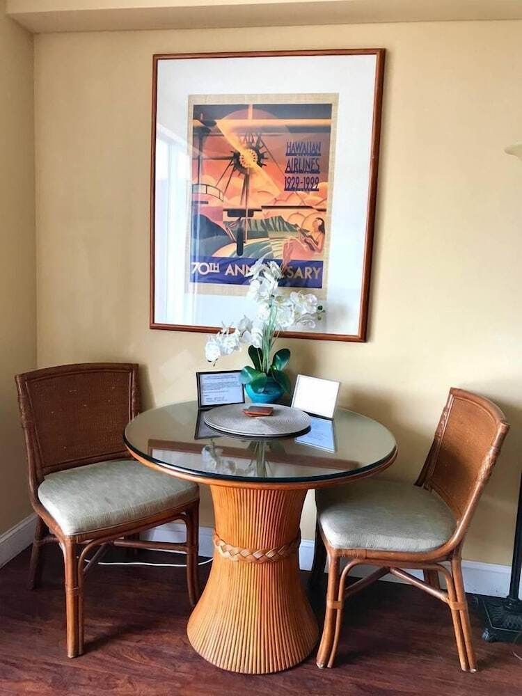 Marine Surf Condo/free Parking/free Wifi/ 14