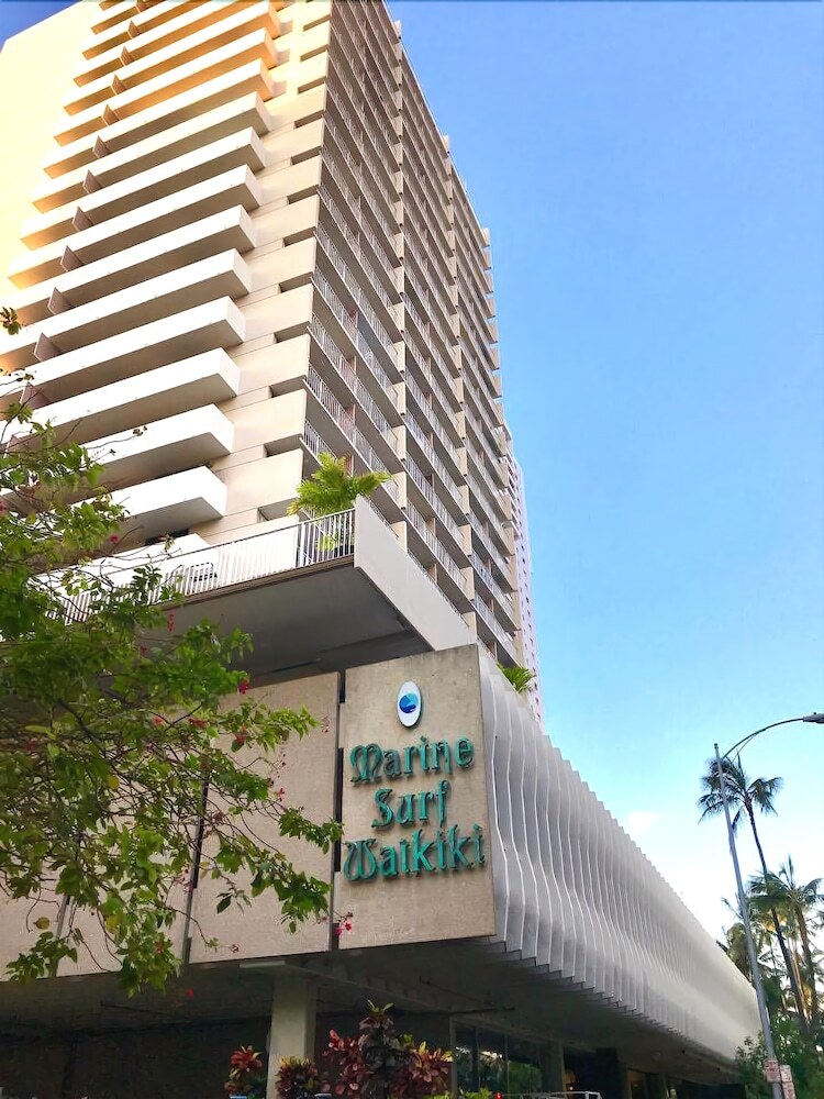 Marine Surf Condo/free Parking/free Wifi/ 14