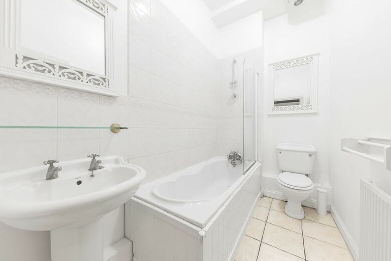 Spacious Apartment In Trendy Islington