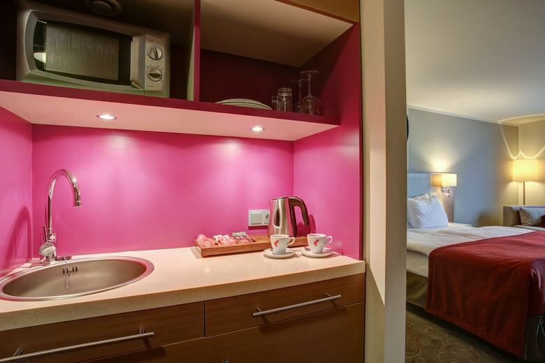 Fourside Hotel & Suites Vienna