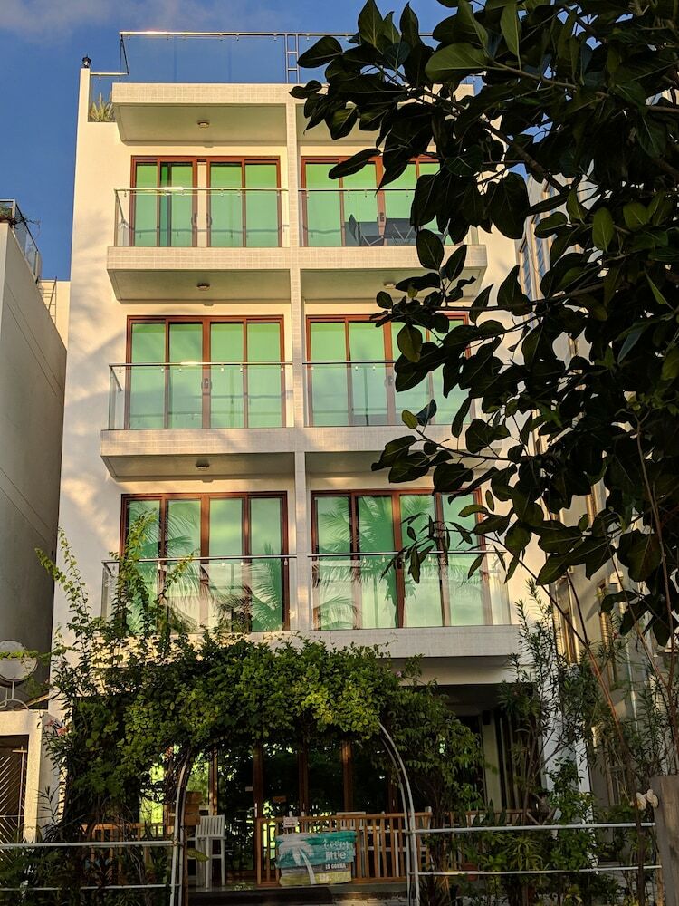 Huvan Beach Hotel At Hulhumale'