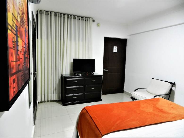 Hotel La Colonia