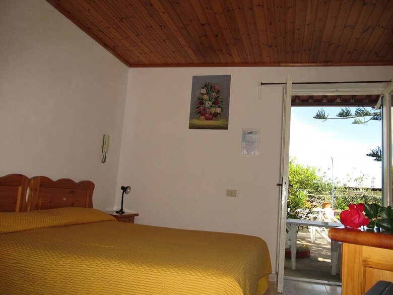 Hotel Casa Adolfo Ischia