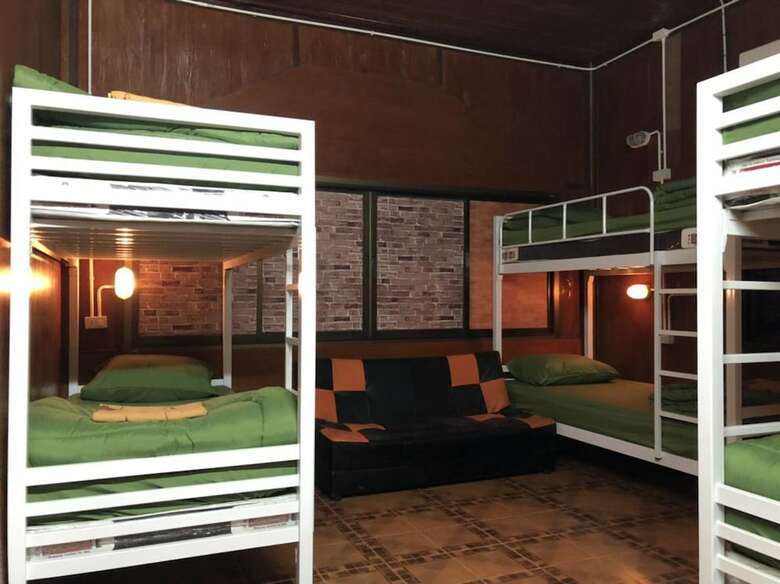 Hostal Sunshine Home - Hostel - Adults Only