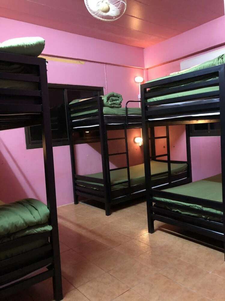 Hostal Sunshine Home - Hostel - Adults Only